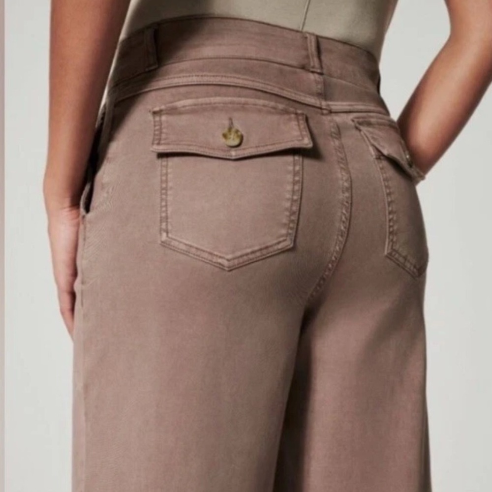 SPANX Stone Cropped Ankle Pants
